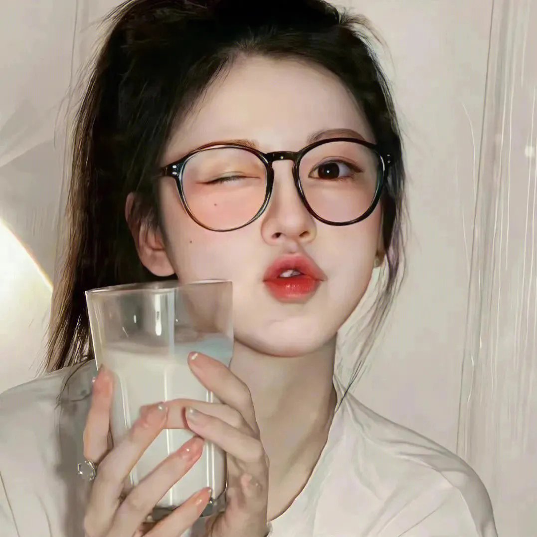 跳舞的红色公交