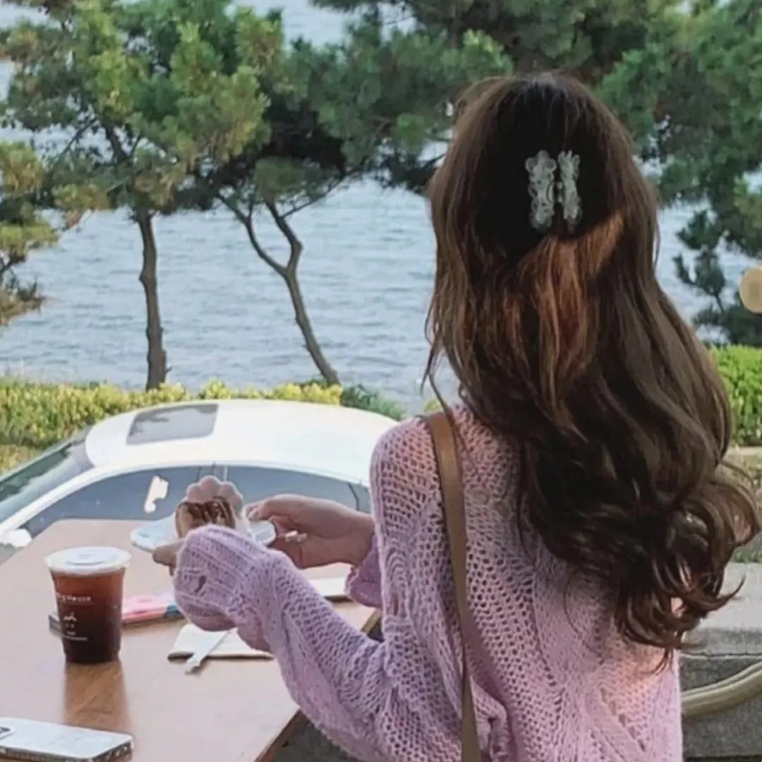 亚历克斯与艾玛